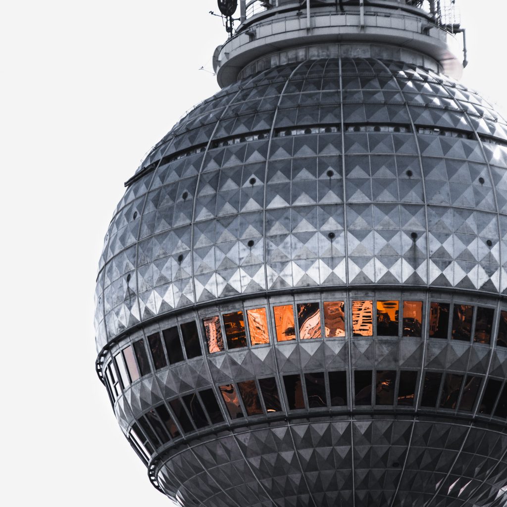 Berlin tv-tårn - oplev en fantastisk udsigt over Berlin fra det ikoniske tv-tårn.